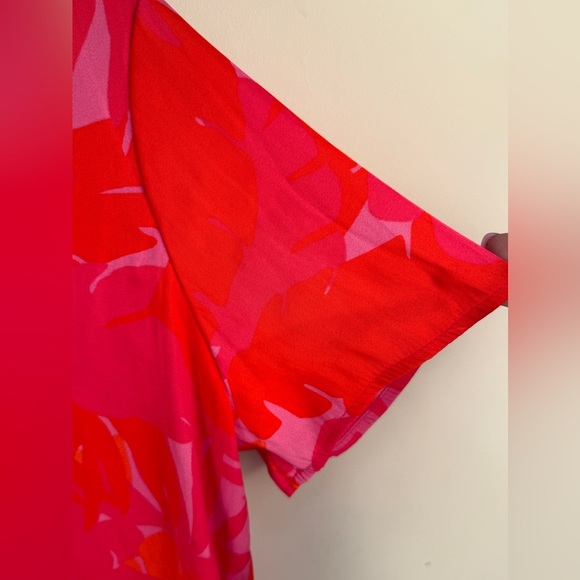 Maison d'Amelie Floral Women's Medium Pink & Orange Sleeveless Blouse Tropical - Picture 4 of 11